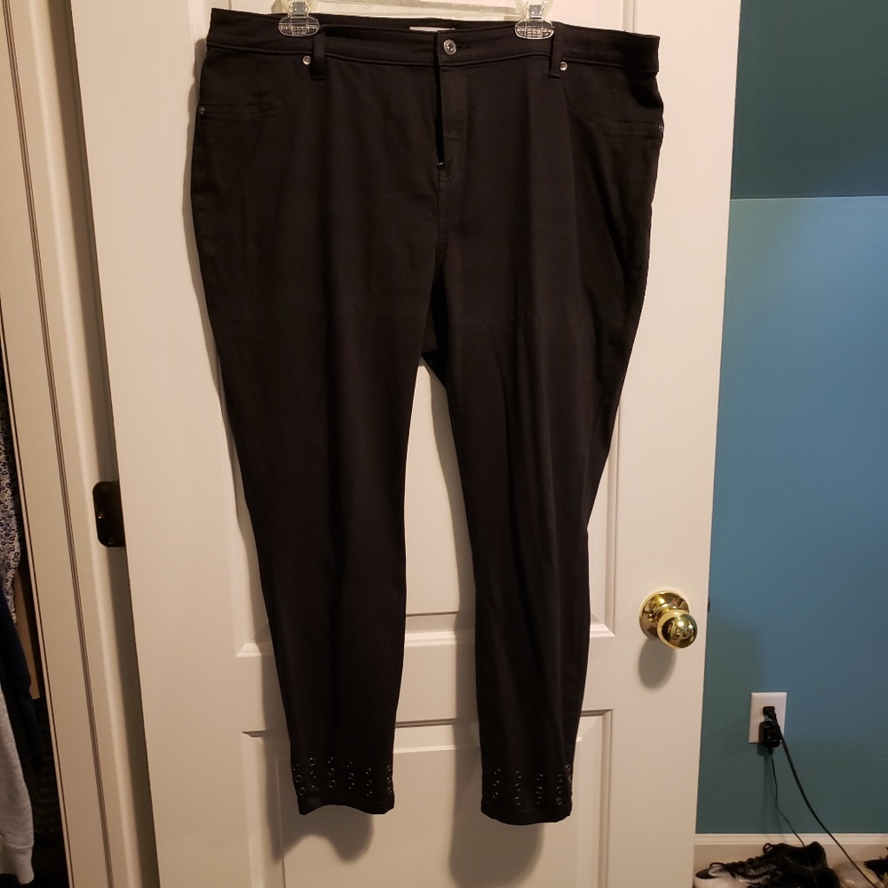 Lila Ryan Grommet Ankle Jean